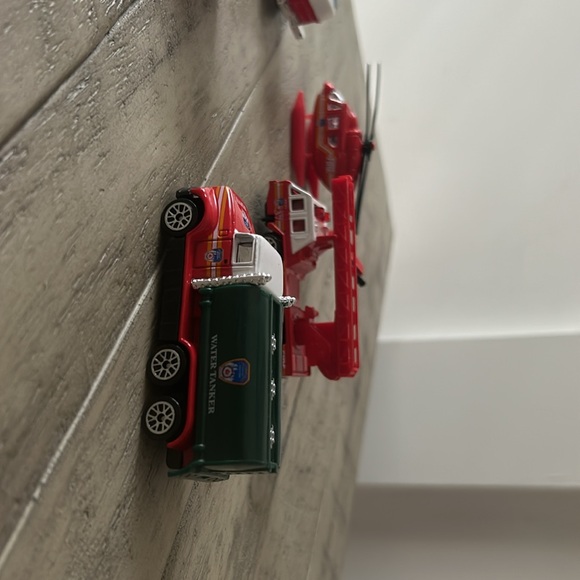 🚒🚨FDNY Lot of Transportation Vehicles with accessories🚑🚨 - Picture 12 of 13
